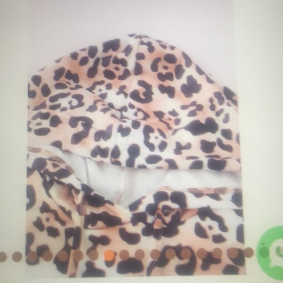 Champagne color Leopard Tie dye colorblock hoodie - Picture 8 of 8